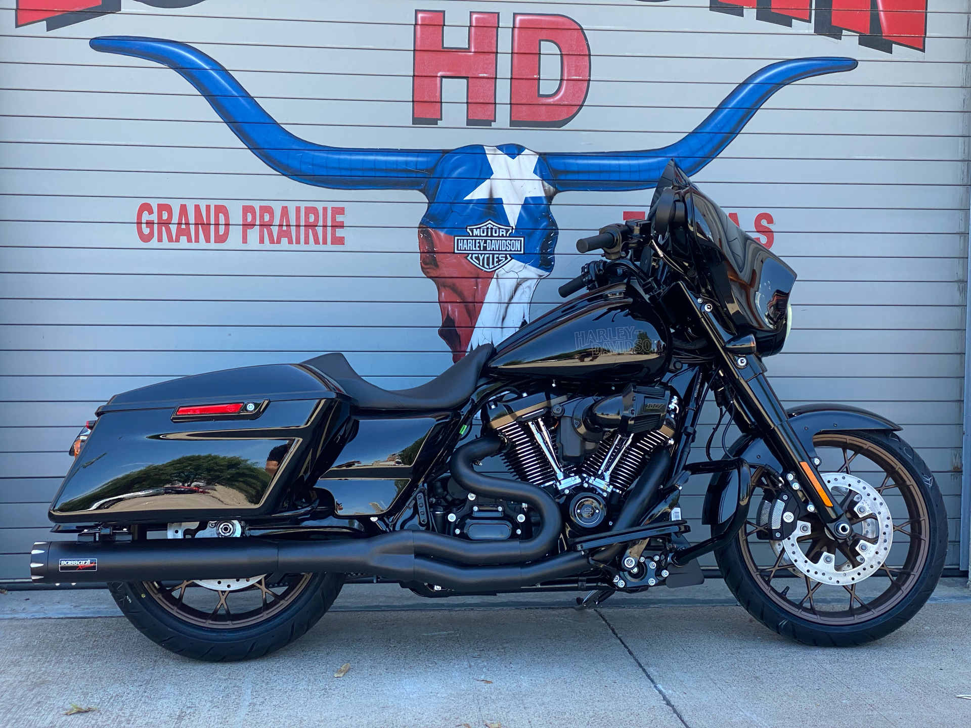 2022 Harley-Davidson Road Glide® ST in Grand Prairie, Texas - Photo 3