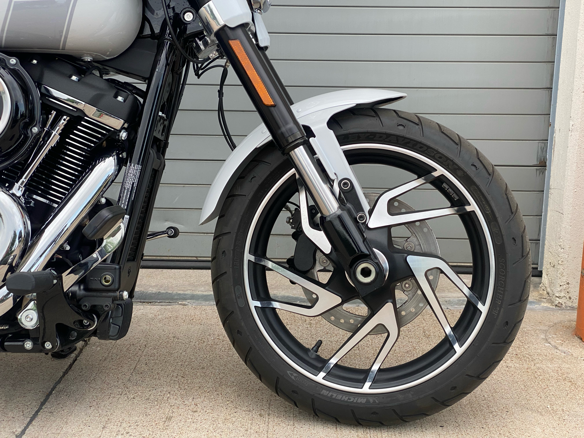 2021 Harley-Davidson Sport Glide® in Grand Prairie, Texas - Photo 4