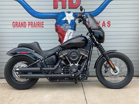 2019 Harley-Davidson Street Bob® in Grand Prairie, Texas - Photo 3