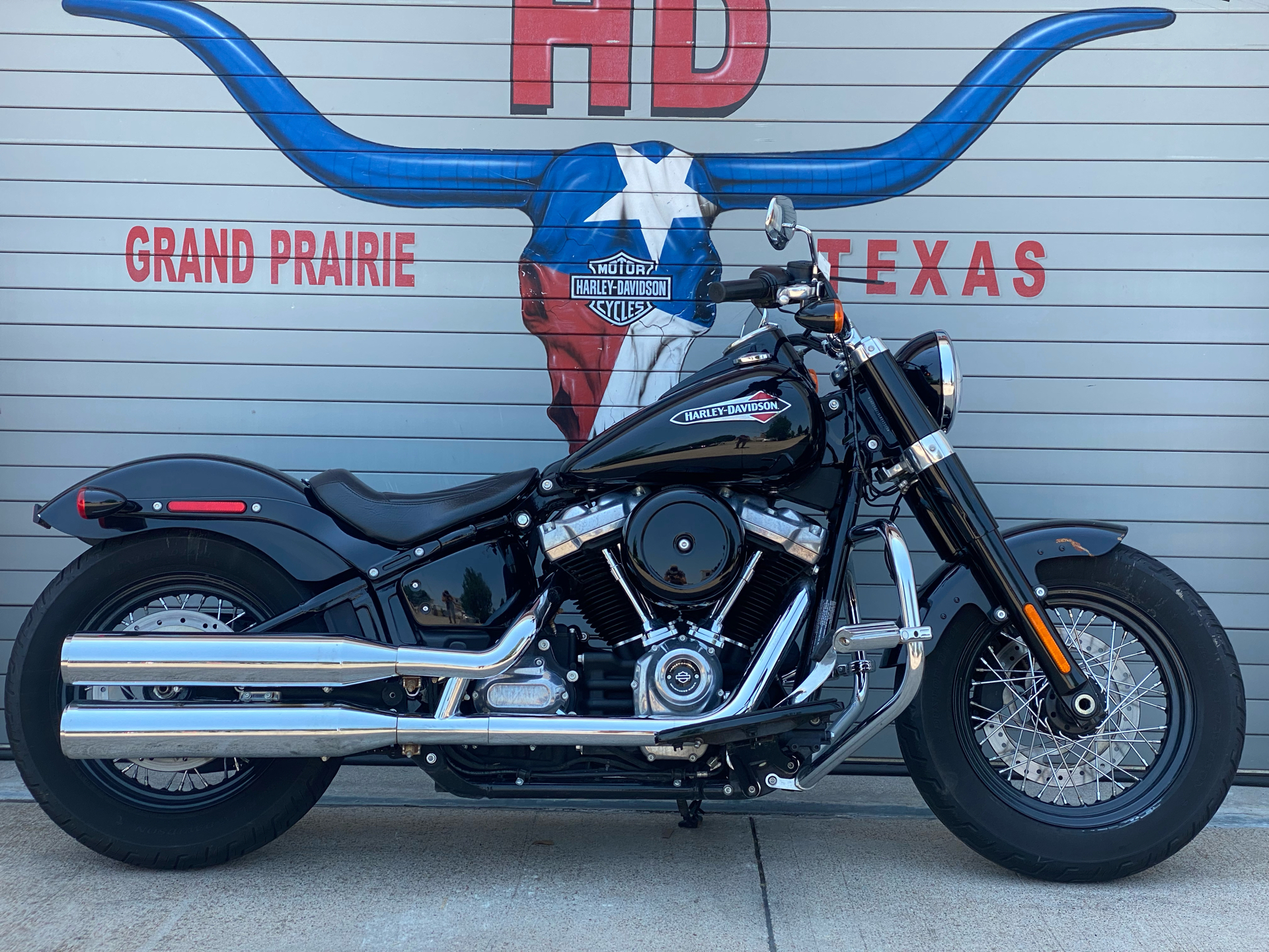2020 Harley-Davidson Softail Slim® in Grand Prairie, Texas - Photo 3