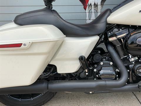 2018 Harley-Davidson Road Glide® Special in Grand Prairie, Texas - Photo 7