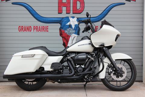 2018 Harley-Davidson Road Glide® Special in Grand Prairie, Texas - Photo 3