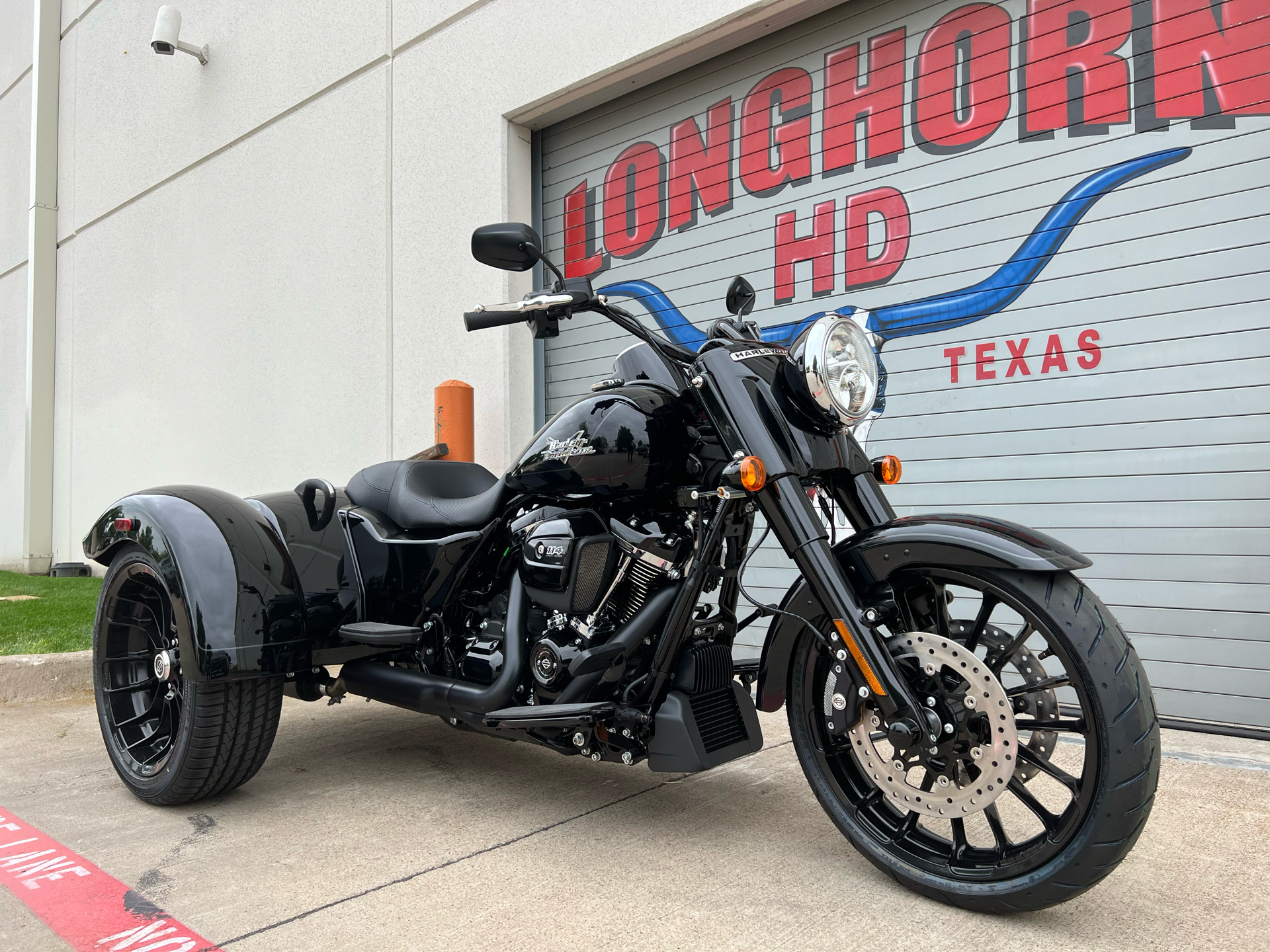 2023 Harley-Davidson Freewheeler® in Grand Prairie, Texas - Photo 3
