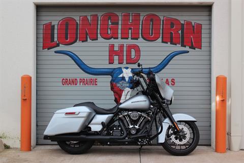 2019 Harley-Davidson Street Glide® Special in Grand Prairie, Texas - Photo 1