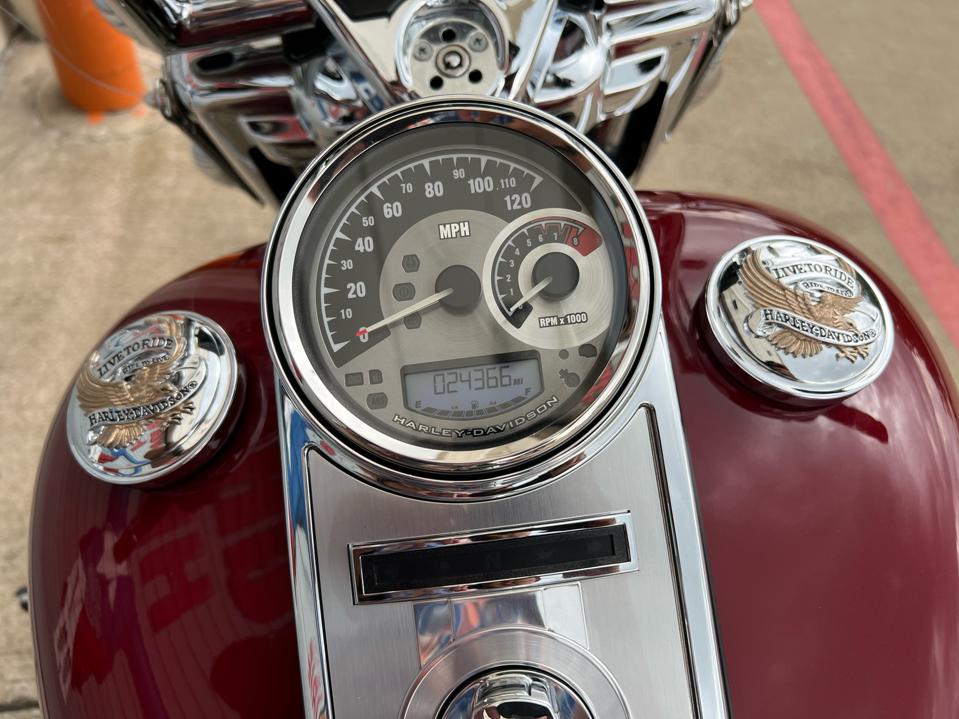 2020 Harley-Davidson Road King® in Grand Prairie, Texas - Photo 10