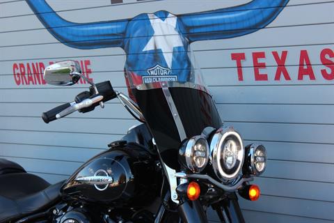 2018 Harley-Davidson Heritage Classic in Grand Prairie, Texas - Photo 2