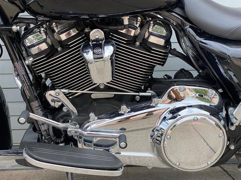 2017 Harley-Davidson Street Glide® Special in Grand Prairie, Texas - Photo 15