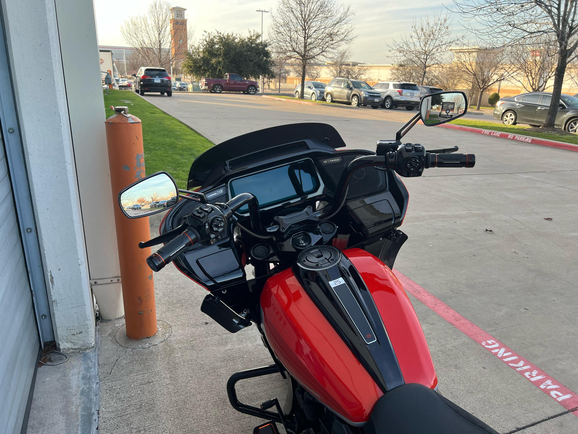 2024 Harley-Davidson CVO™ Road Glide® in Grand Prairie, Texas - Photo 10