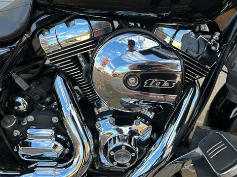 2015 Harley-Davidson Street Glide® in Grand Prairie, Texas - Photo 4