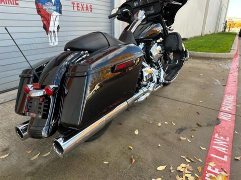 2015 Harley-Davidson Street Glide® in Grand Prairie, Texas - Photo 6