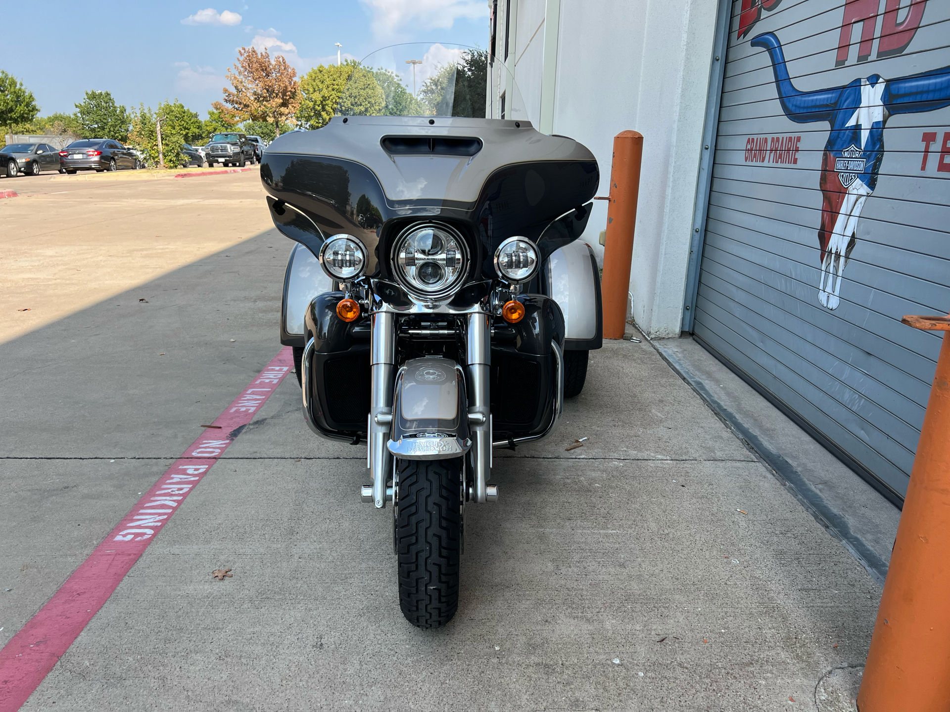 2023 Harley-Davidson Tri Glide® Ultra in Grand Prairie, Texas - Photo 4