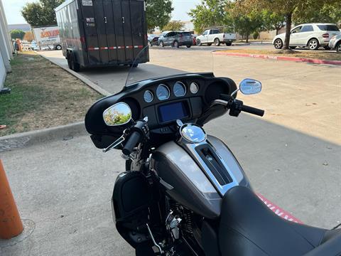 2023 Harley-Davidson Tri Glide® Ultra in Grand Prairie, Texas - Photo 7