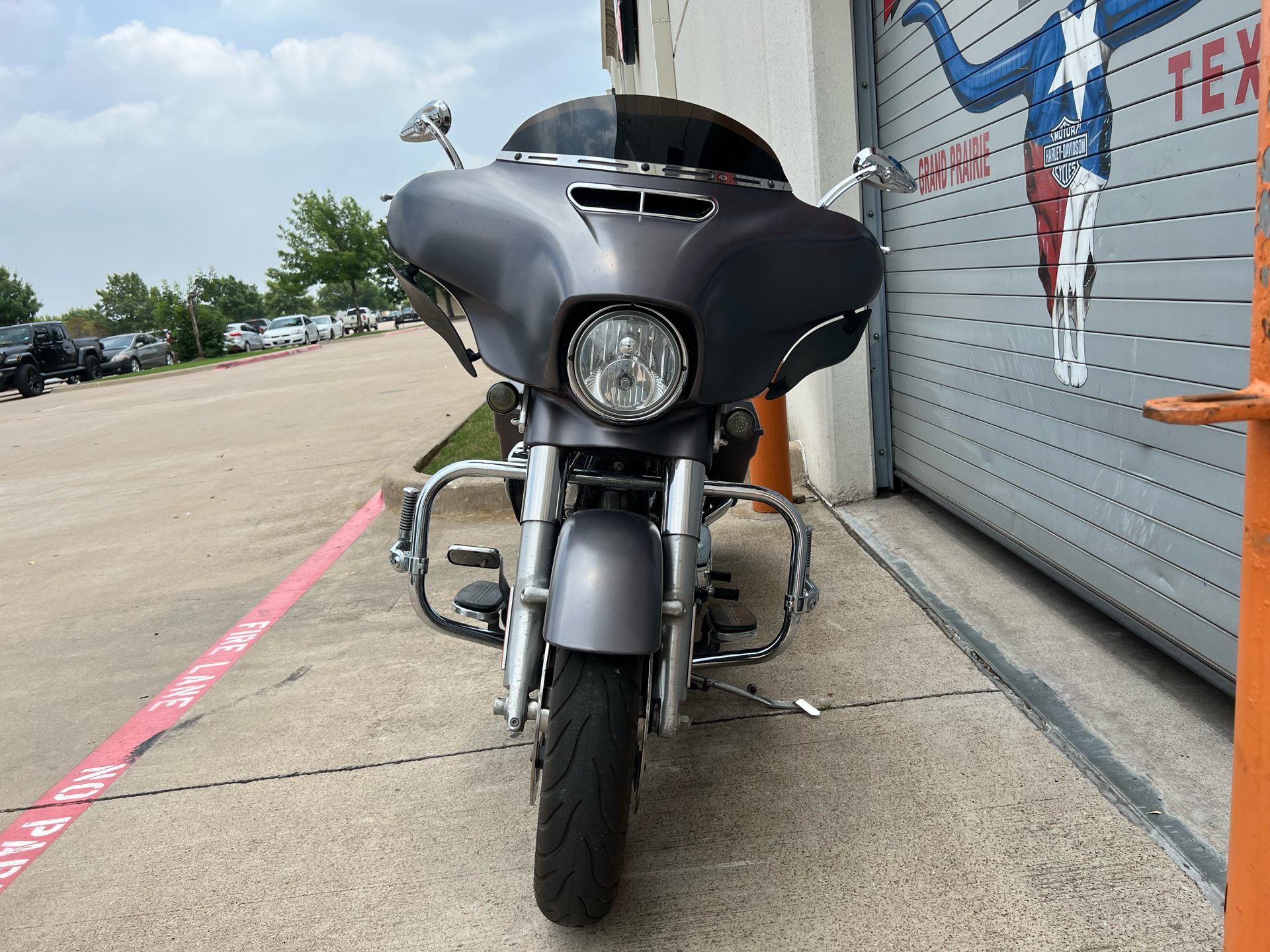 2017 Harley-Davidson Street Glide® Special in Grand Prairie, Texas - Photo 4