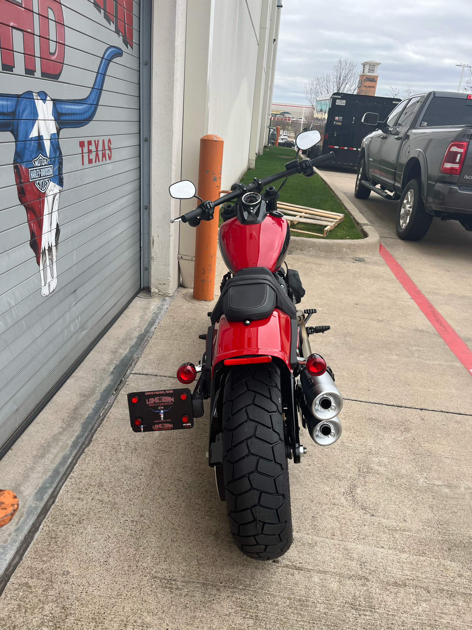 2023 Harley-Davidson Fat Bob® 114 in Grand Prairie, Texas - Photo 4