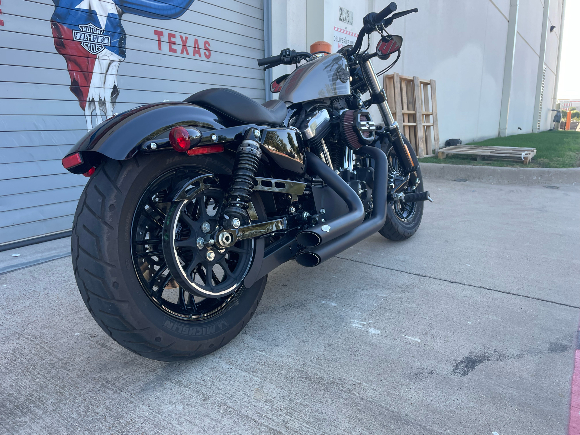 2017 Harley-Davidson Forty-Eight® in Grand Prairie, Texas - Photo 5
