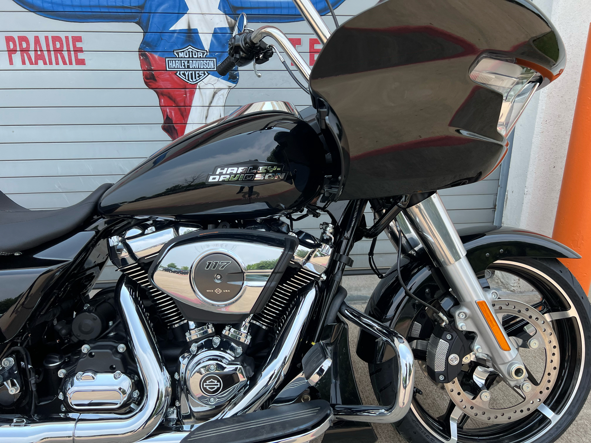 2024 Harley-Davidson Road Glide® in Grand Prairie, Texas - Photo 2