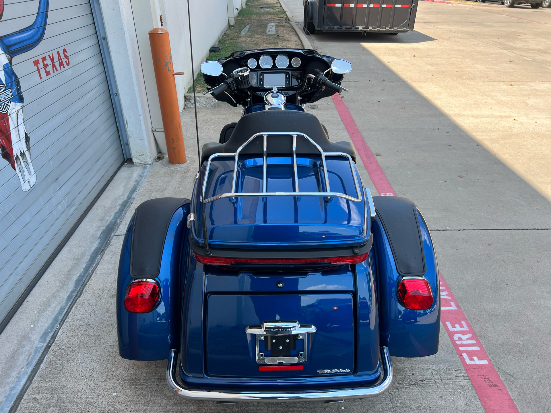 2018 Harley-Davidson 115th Anniversary Tri Glide® Ultra in Grand Prairie, Texas - Photo 7