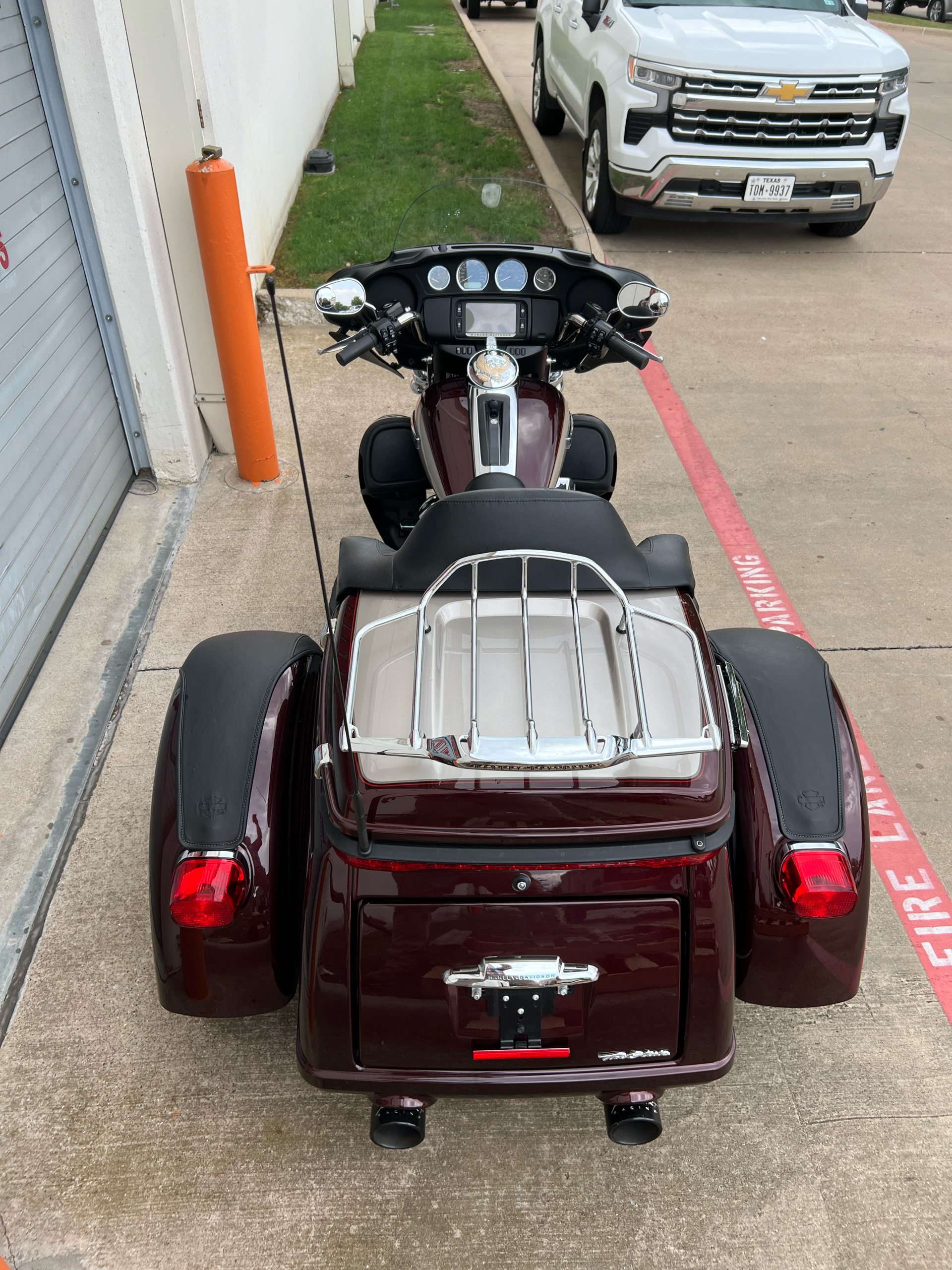 2018 Harley-Davidson Tri Glide® Ultra in Grand Prairie, Texas - Photo 7