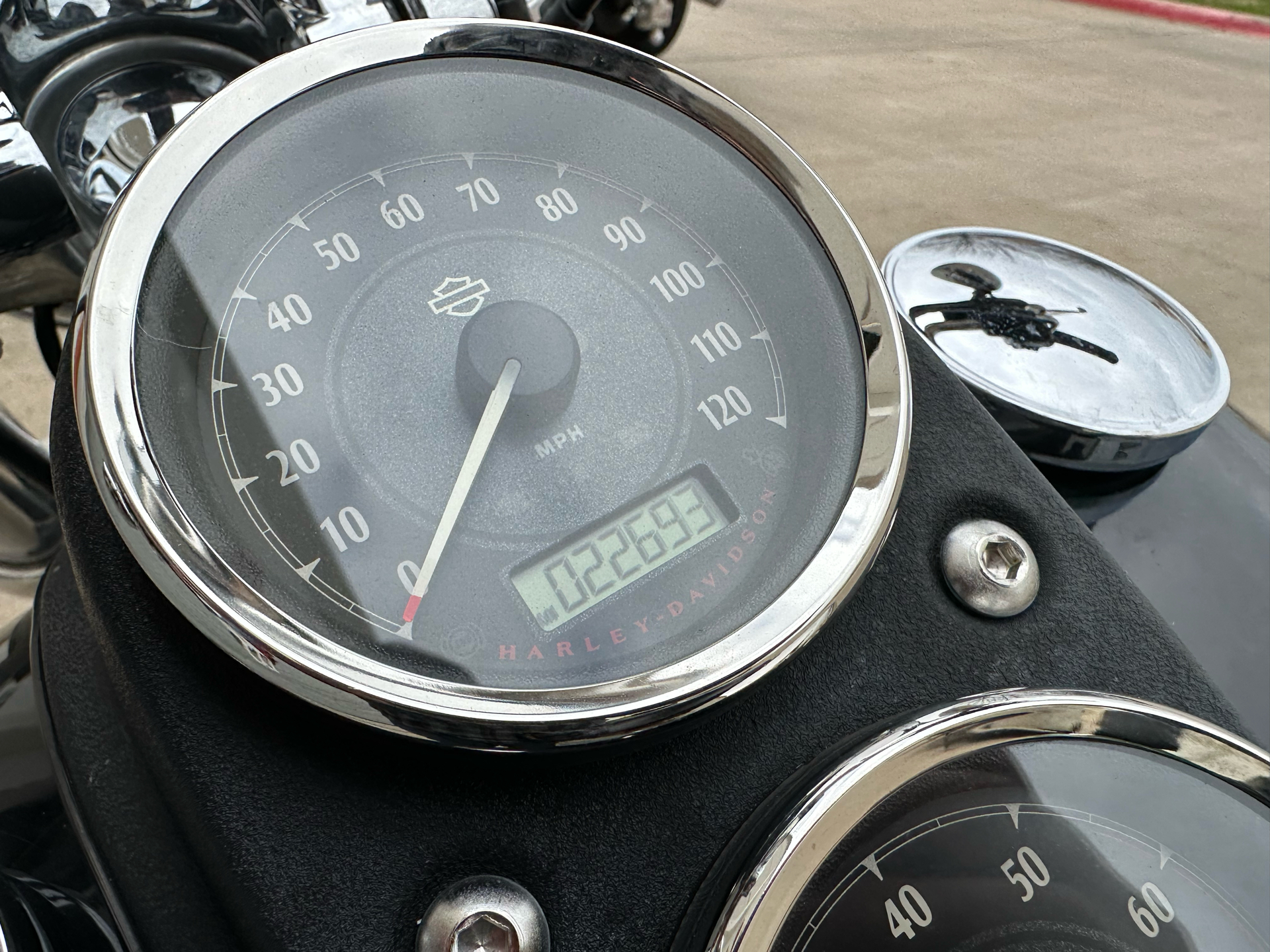 2014 Harley-Davidson Low Rider® in Grand Prairie, Texas - Photo 9