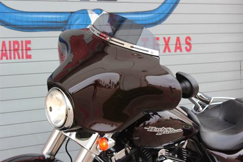 2011 Harley-Davidson Street Glide® in Grand Prairie, Texas - Photo 15