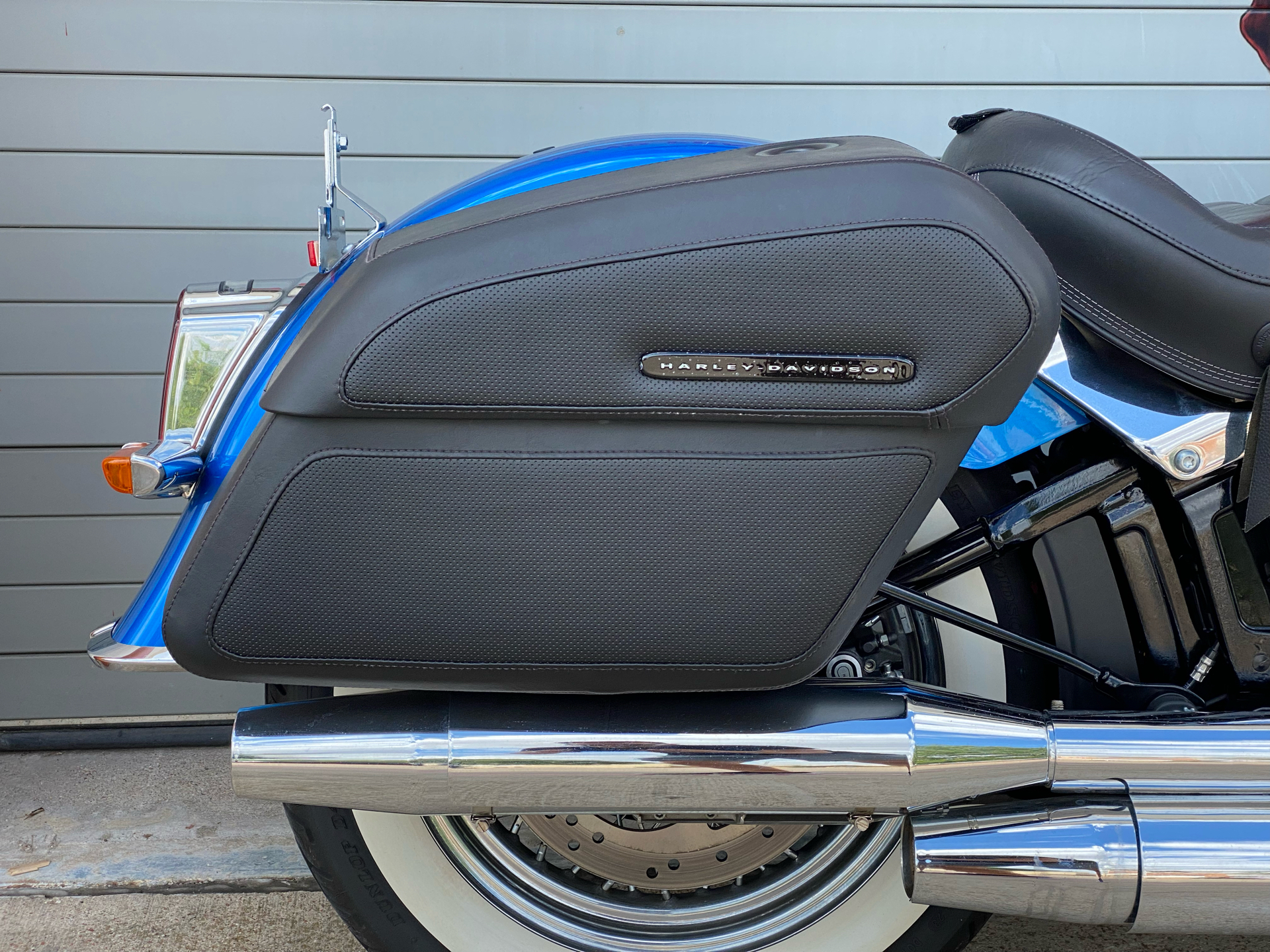 2018 Harley-Davidson Softail® Deluxe 107 in Grand Prairie, Texas - Photo 8
