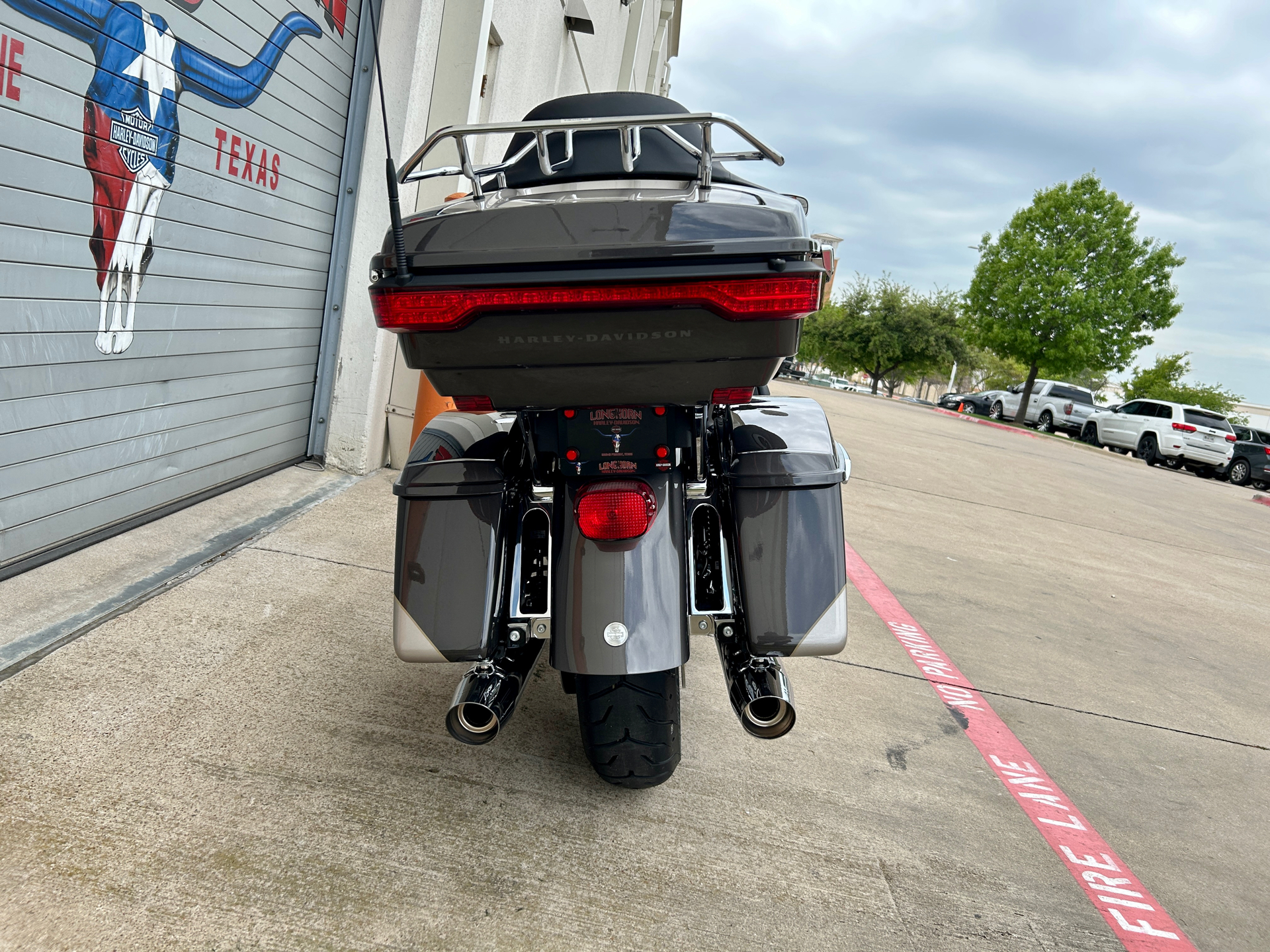 2023 Harley-Davidson Road Glide® Limited in Grand Prairie, Texas - Photo 6
