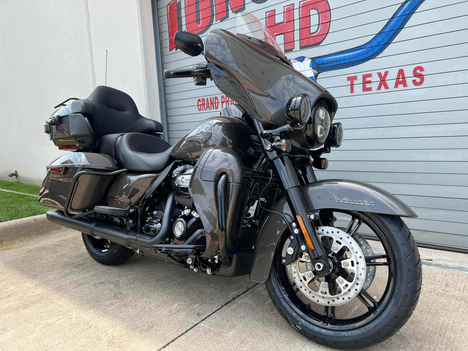 2023 Harley-Davidson Ultra Limited in Grand Prairie, Texas - Photo 3