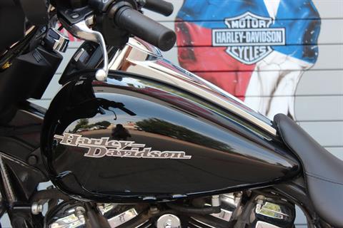 2019 Harley-Davidson Street Glide® in Grand Prairie, Texas - Photo 16