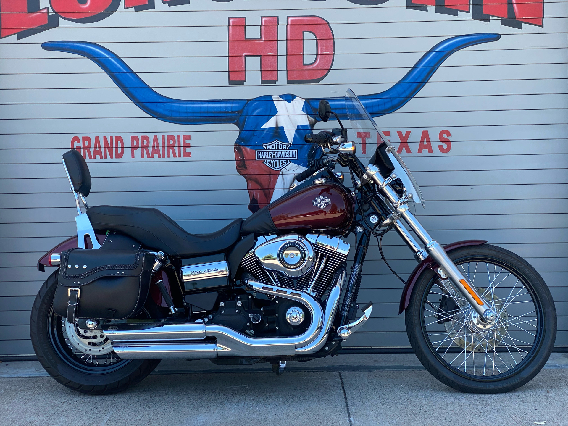 2015 Harley-Davidson Wide Glide® in Grand Prairie, Texas - Photo 3