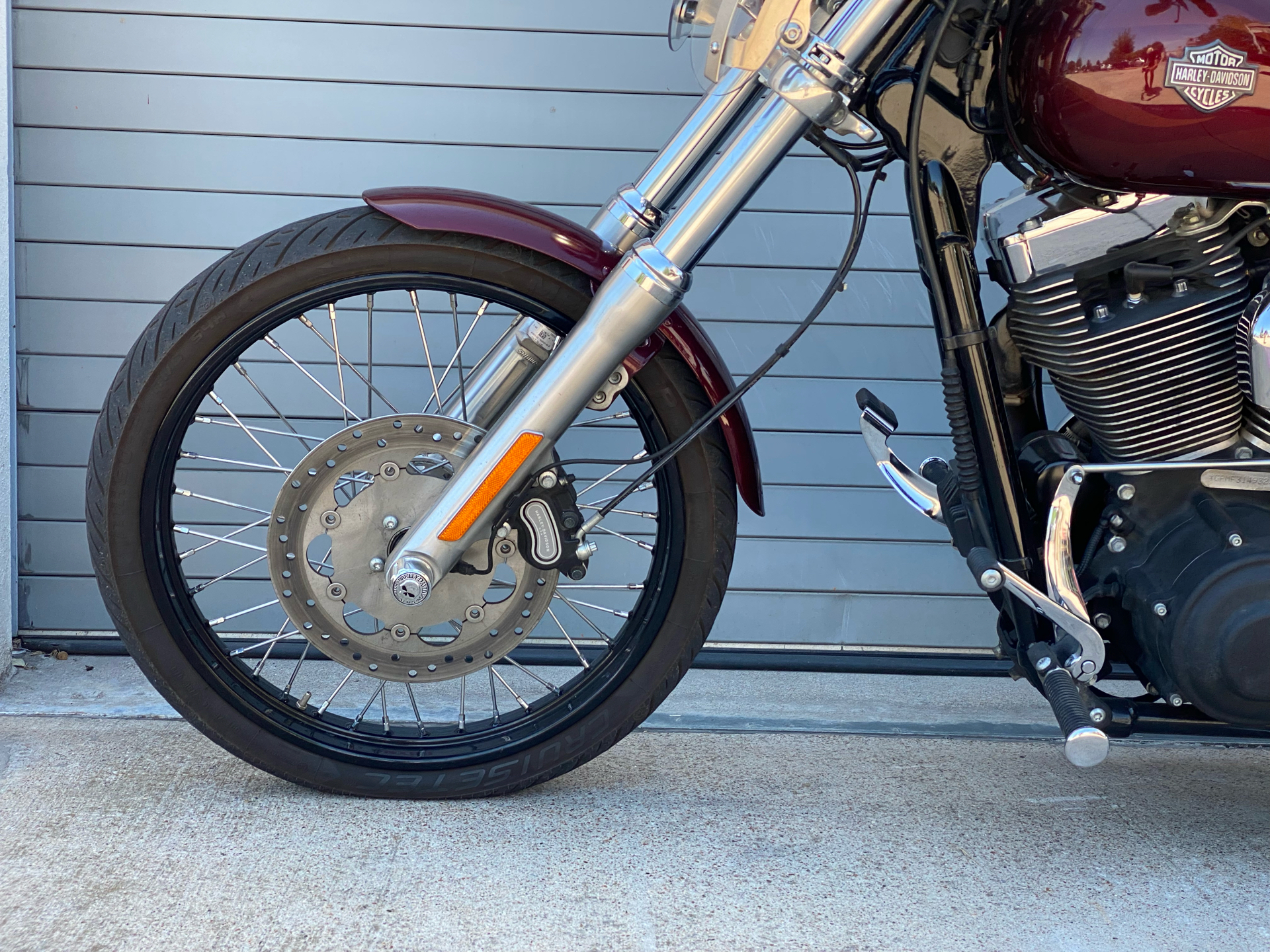 2015 Harley-Davidson Wide Glide® in Grand Prairie, Texas - Photo 12