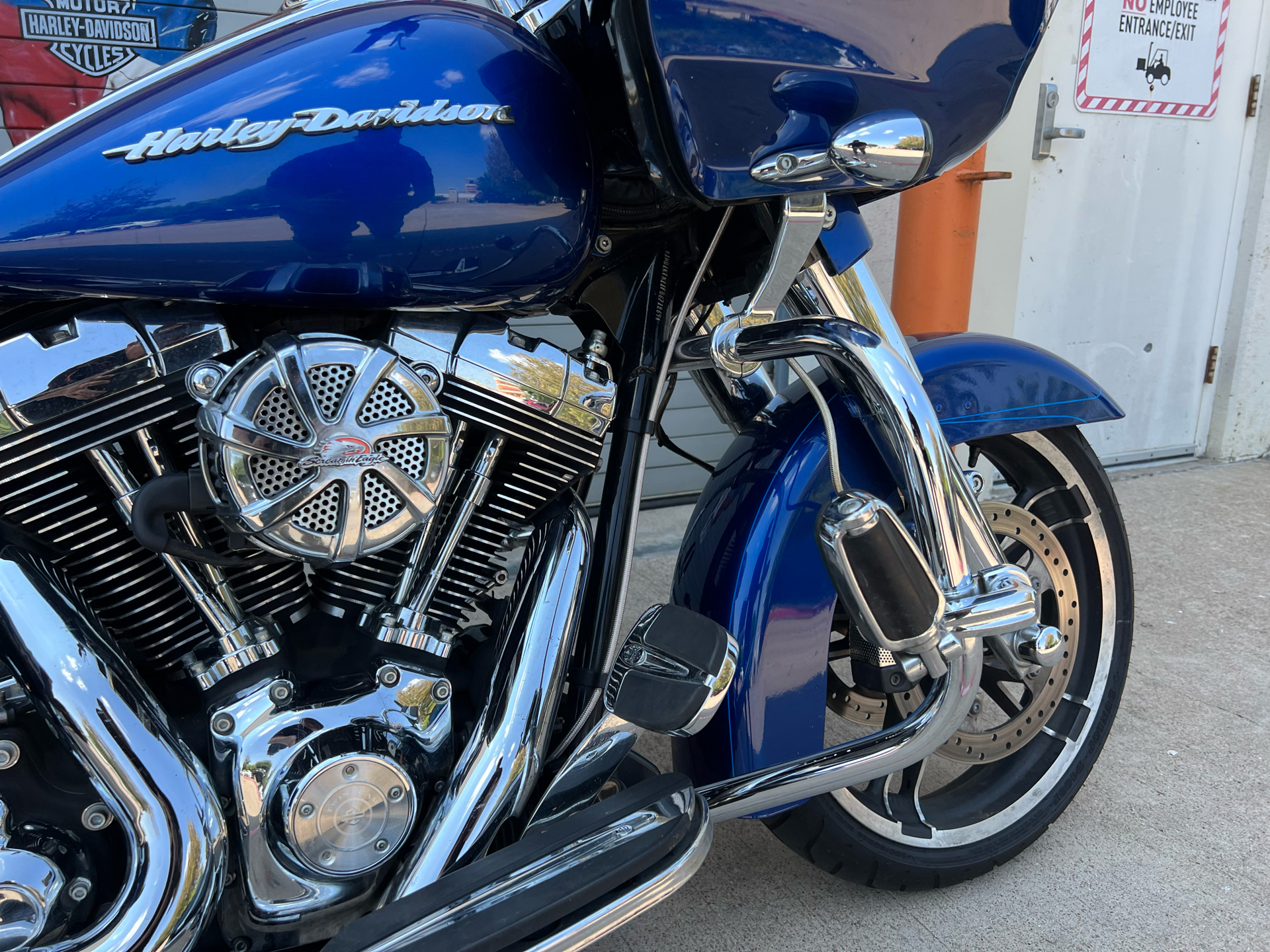 2015 Harley-Davidson Road Glide® Special in Grand Prairie, Texas - Photo 2