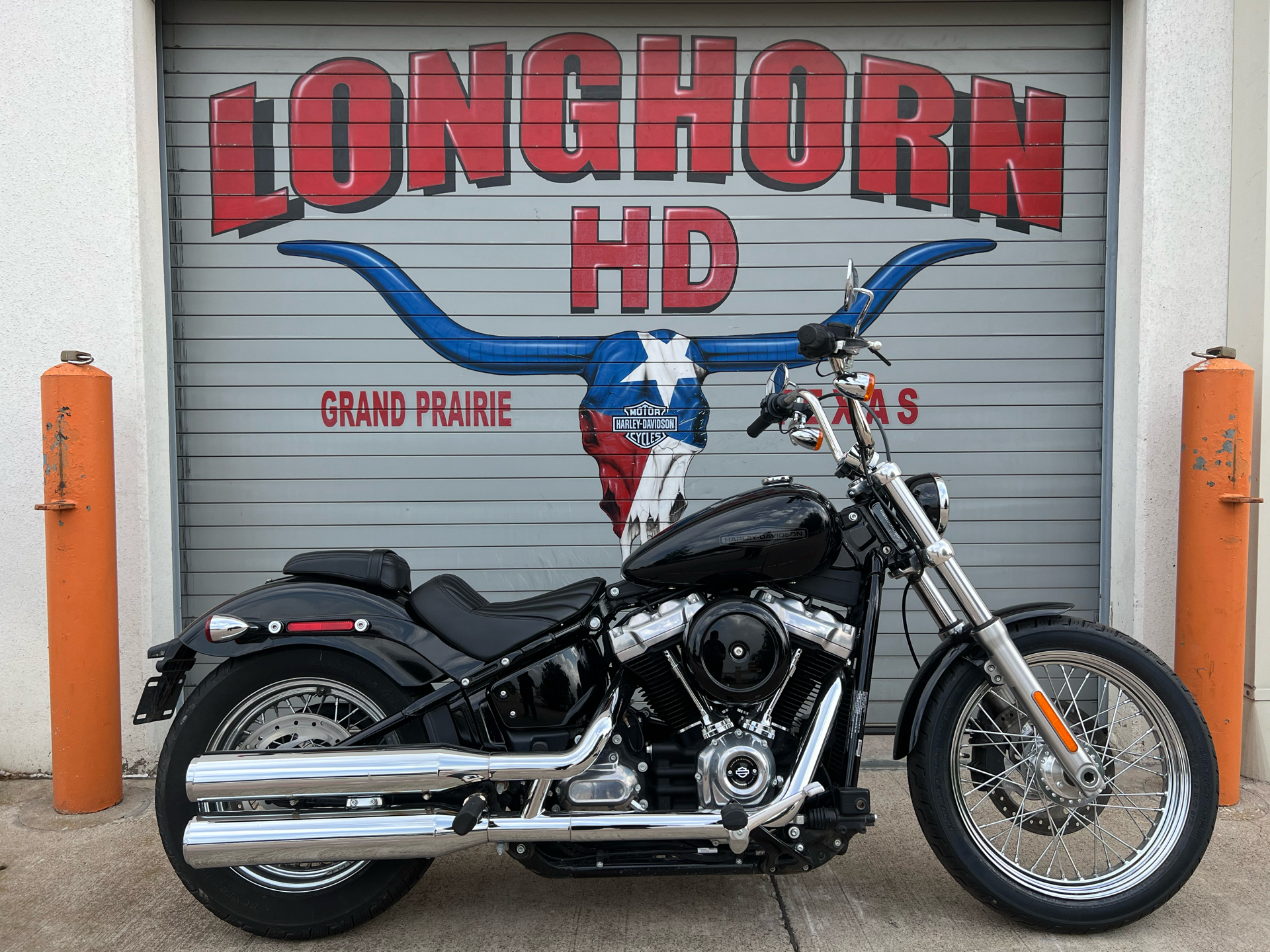 2021 Harley-Davidson Softail® Standard in Grand Prairie, Texas - Photo 1