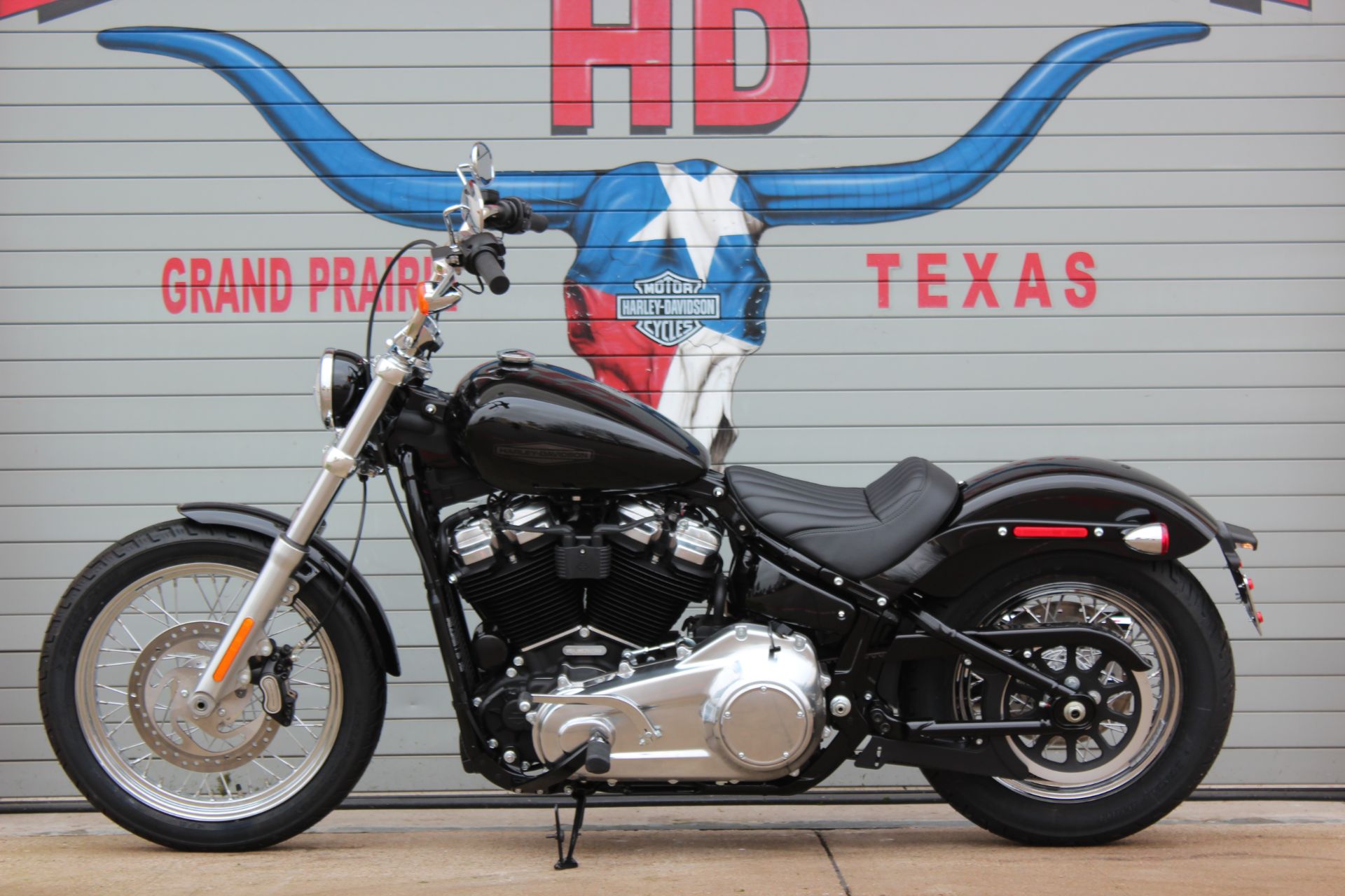 2021 Harley-Davidson Softail® Standard in Grand Prairie, Texas - Photo 13