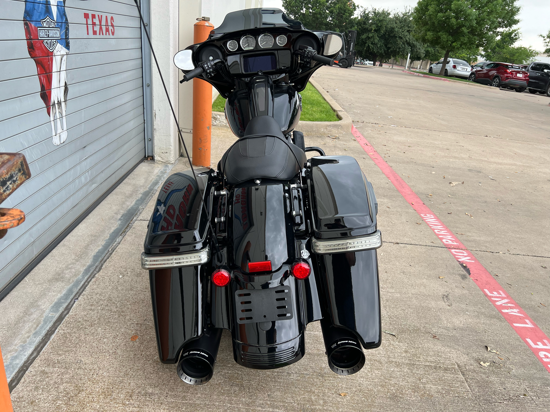 2023 Harley-Davidson Street Glide® Special in Grand Prairie, Texas - Photo 5