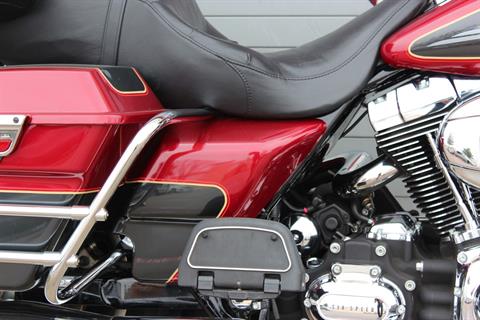 2007 Harley-Davidson FLHTCU Ultra Classic® Electra Glide® Patriot Special Edition in Grand Prairie, Texas - Photo 8