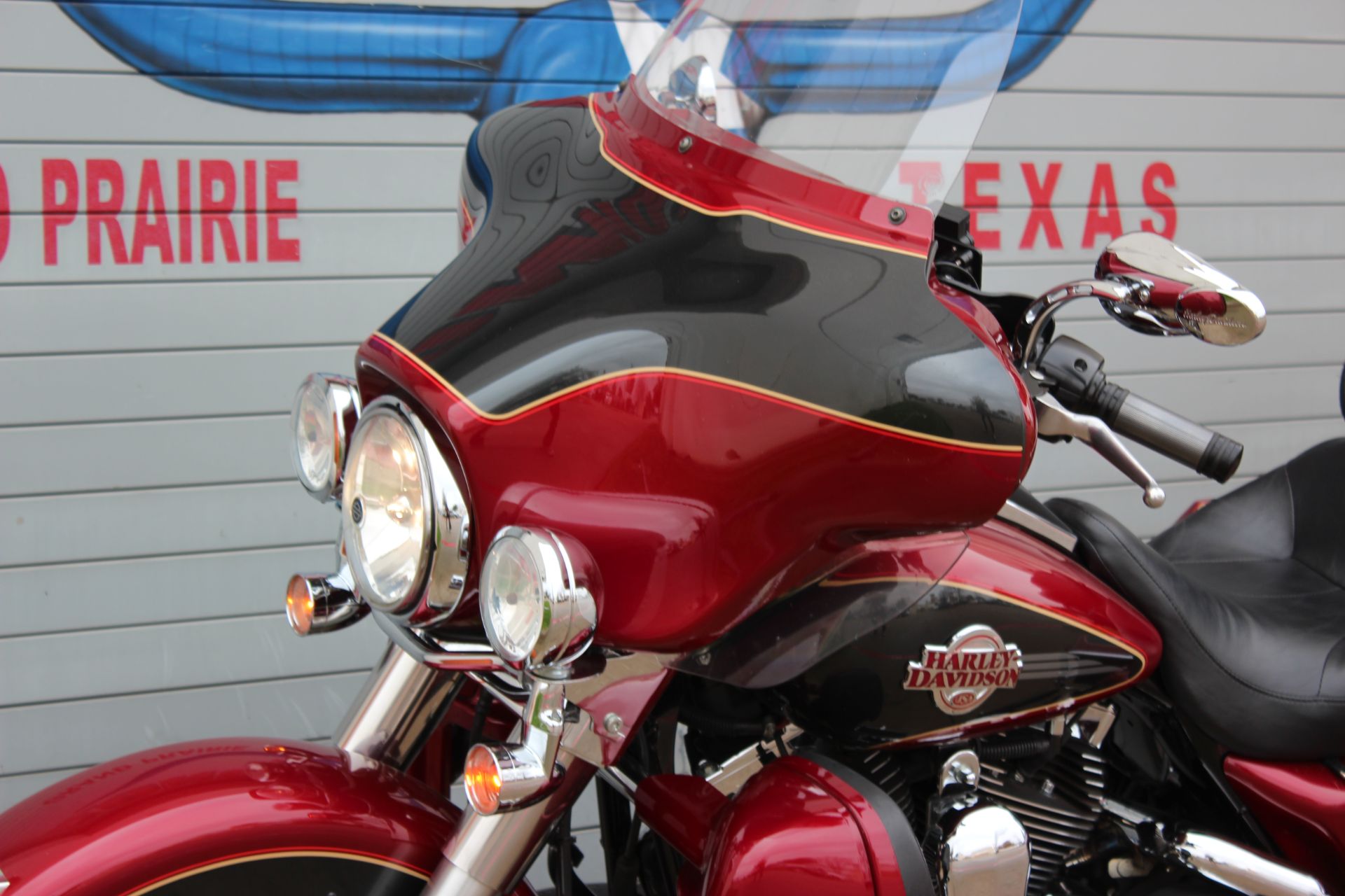 2007 Harley-Davidson FLHTCU Ultra Classic® Electra Glide® Patriot Special Edition in Grand Prairie, Texas - Photo 18