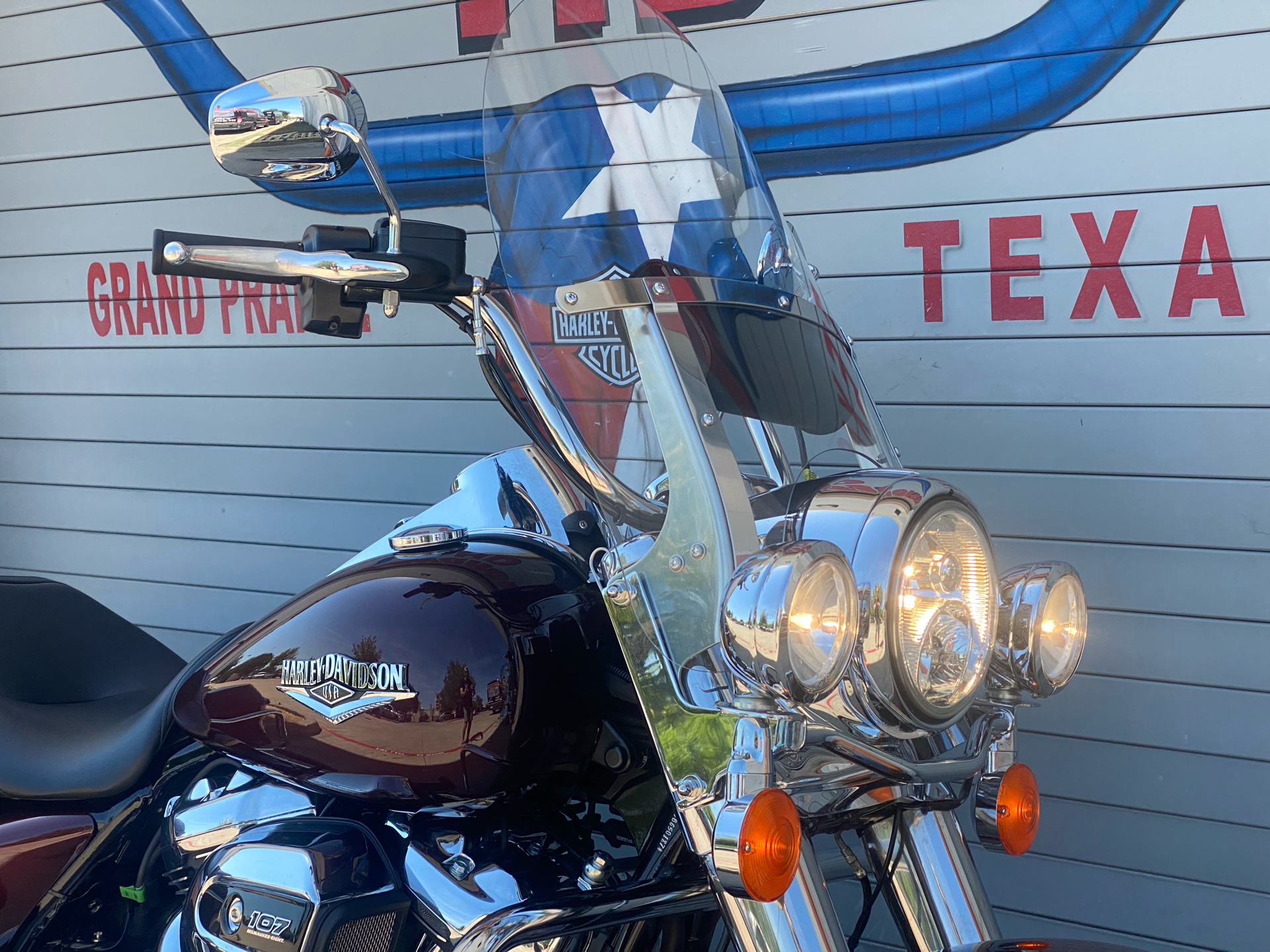 2018 Harley-Davidson Road King® in Grand Prairie, Texas - Photo 2