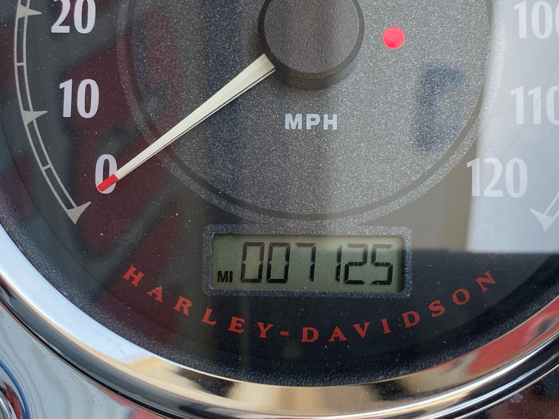 2013 Harley-Davidson Dyna® Super Glide® Custom in Grand Prairie, Texas - Photo 9