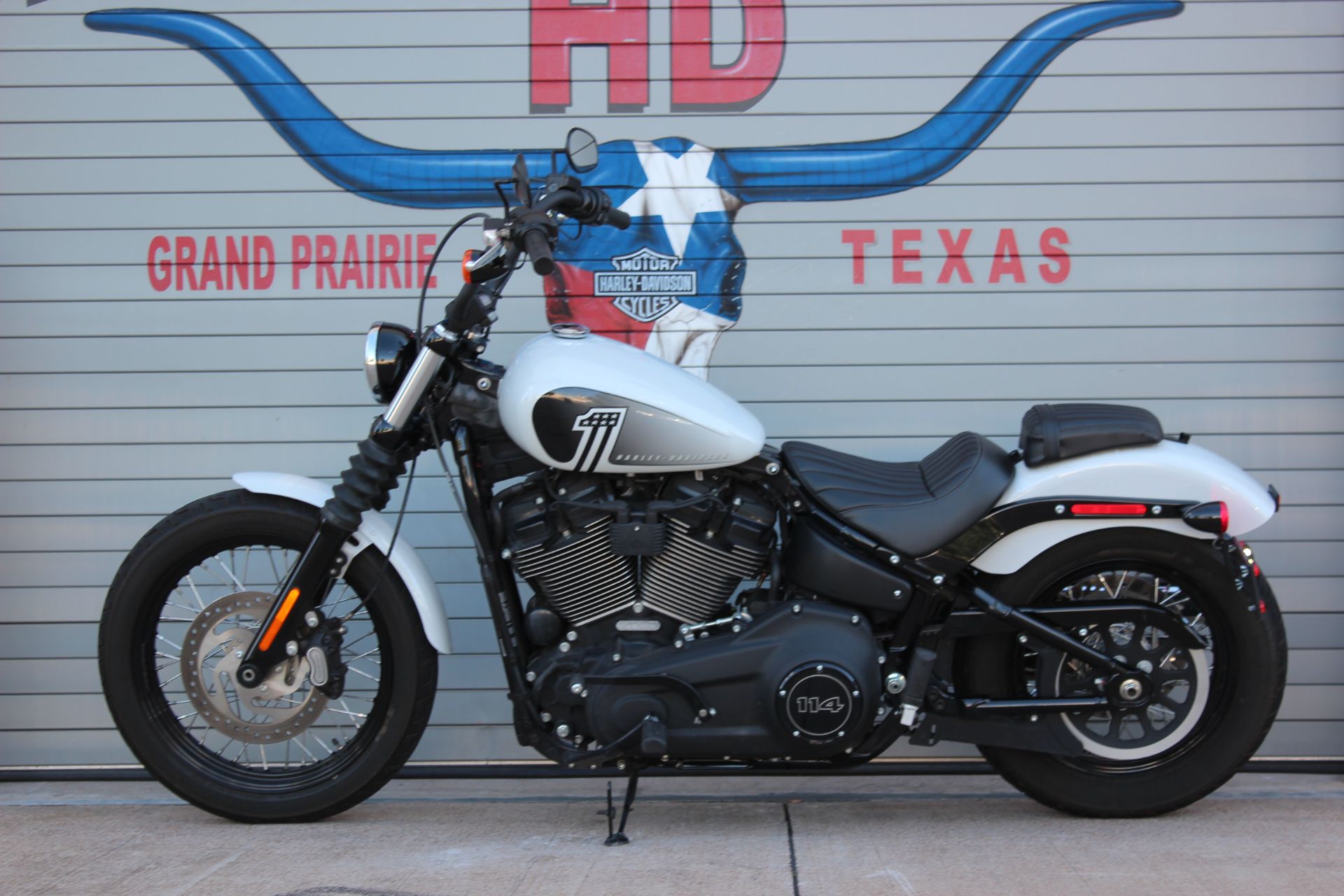 2021 Harley-Davidson Street Bob® 114 in Grand Prairie, Texas - Photo 13