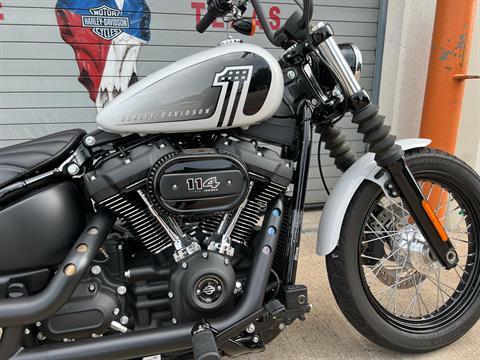 2021 Harley-Davidson Street Bob® 114 in Grand Prairie, Texas - Photo 2