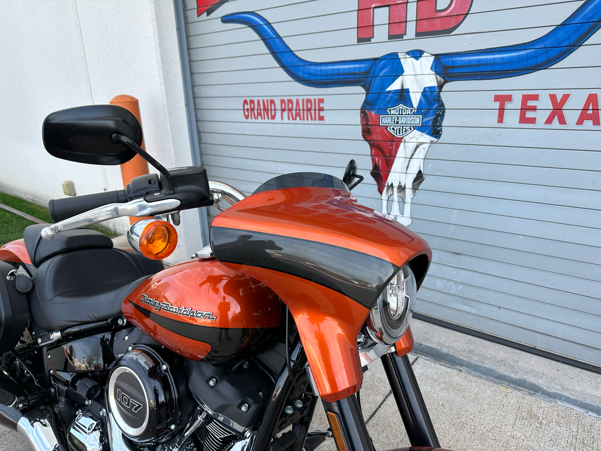 2020 Harley-Davidson Sport Glide® in Grand Prairie, Texas - Photo 2