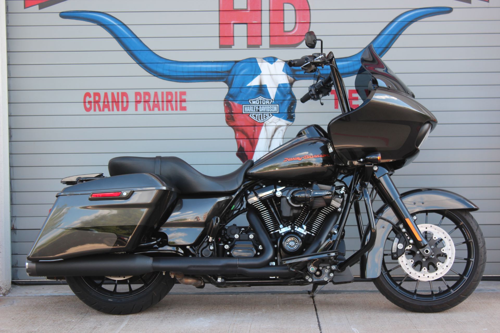2019 Harley-Davidson Road Glide® Special in Grand Prairie, Texas - Photo 3