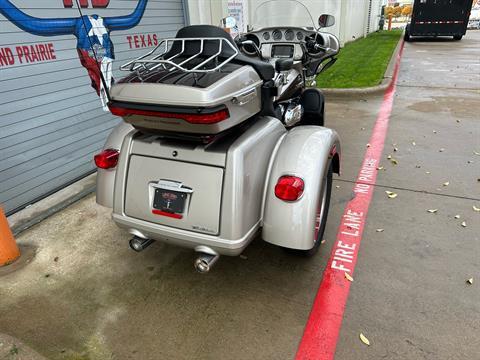 2018 Harley-Davidson Tri Glide® Ultra in Grand Prairie, Texas - Photo 5