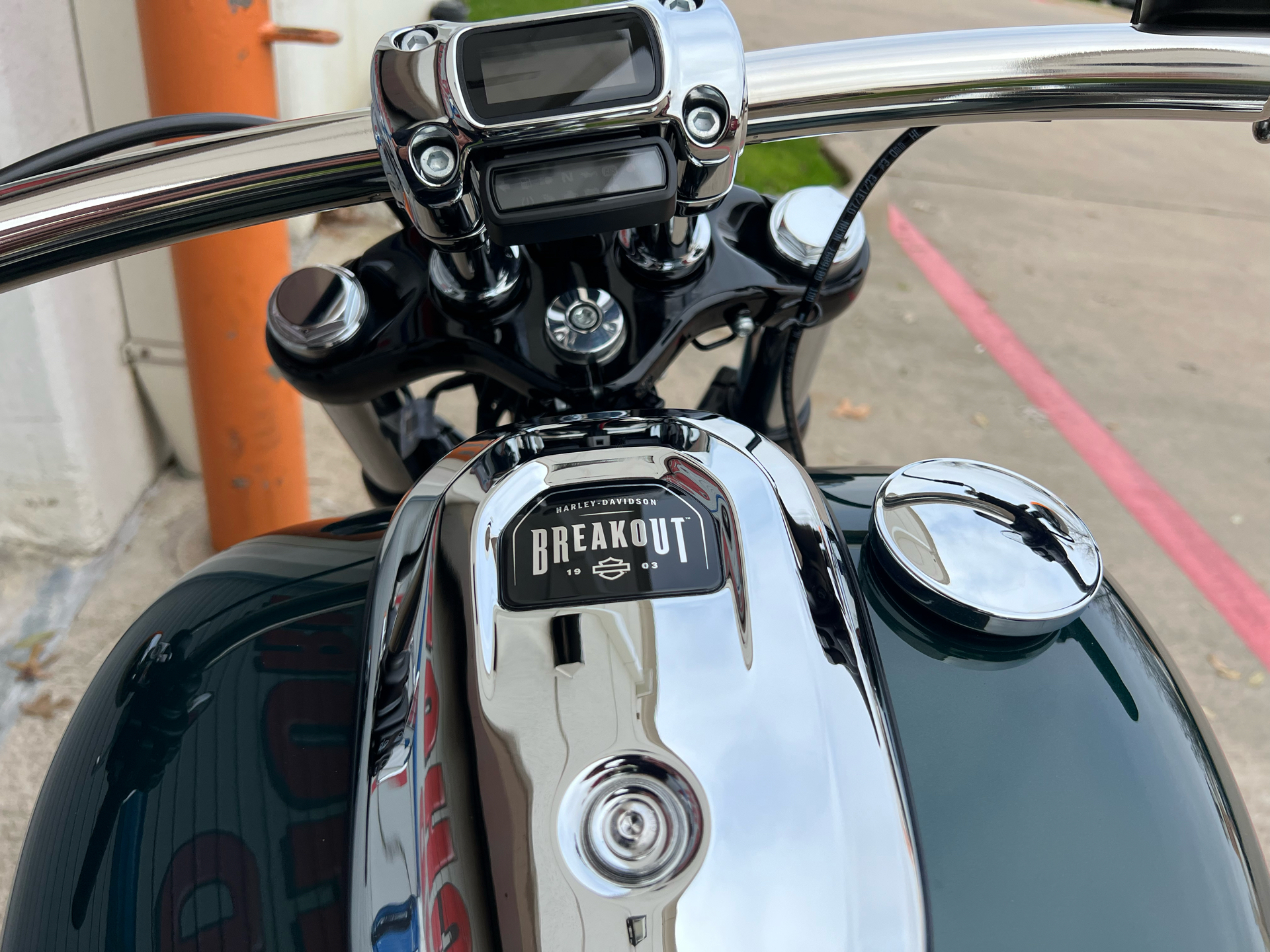 2024 Harley-Davidson Breakout® in Grand Prairie, Texas - Photo 8