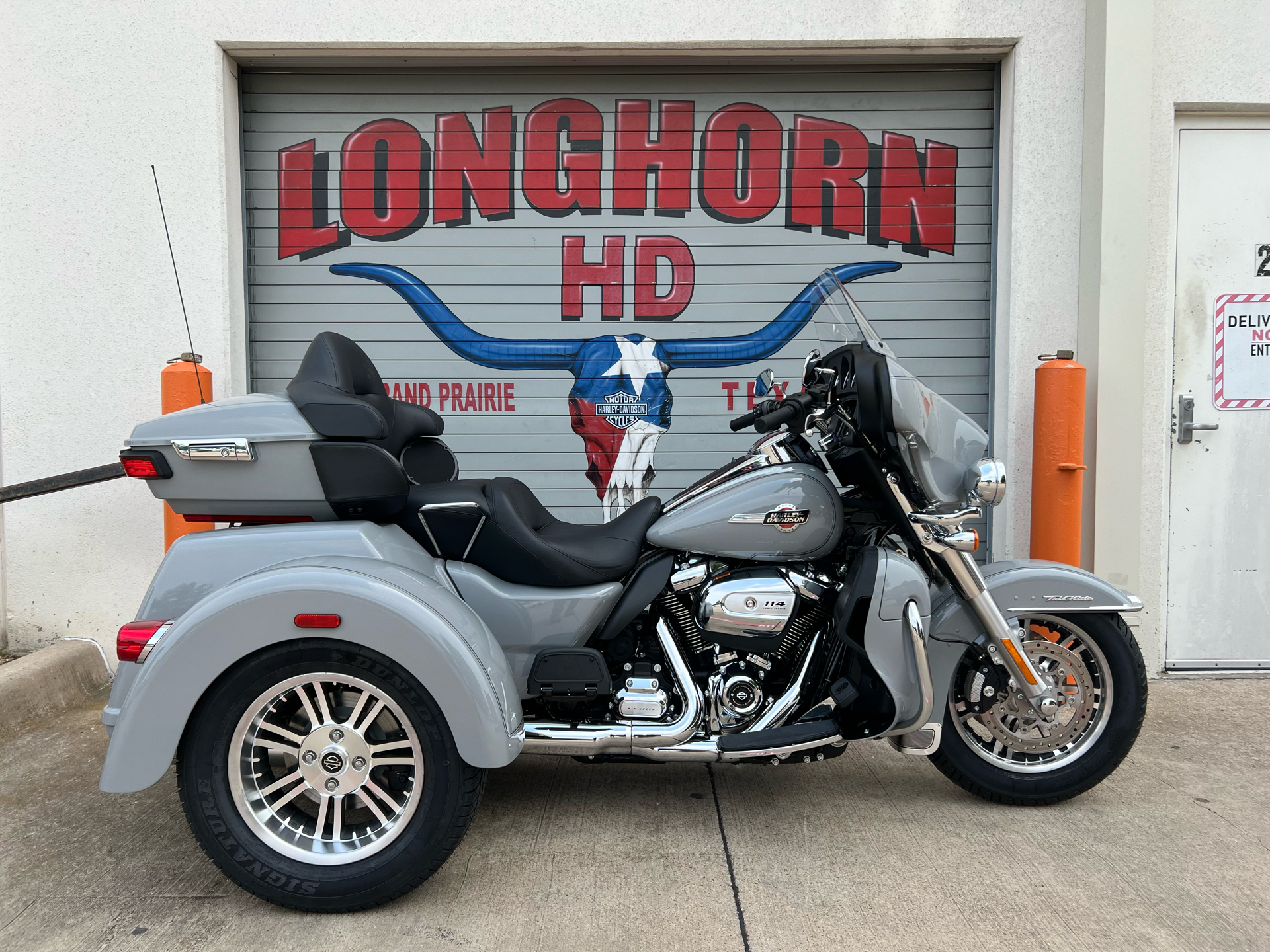 2024 Harley-Davidson Tri Glide® Ultra in Grand Prairie, Texas - Photo 1