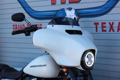2018 Harley-Davidson Street Glide® Special in Grand Prairie, Texas - Photo 2