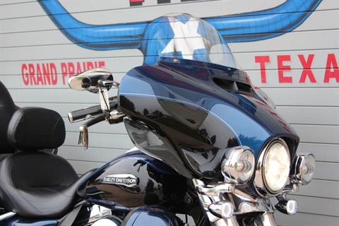 2014 Harley-Davidson Electra Glide® Ultra Classic® in Grand Prairie, Texas - Photo 2