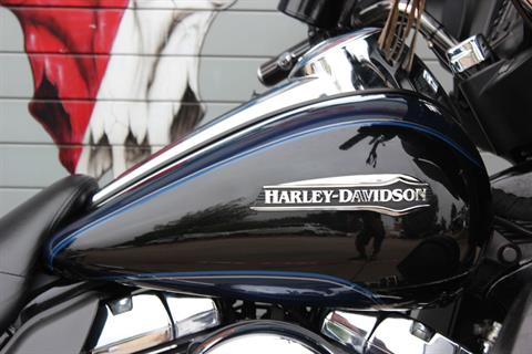 2014 Harley-Davidson Electra Glide® Ultra Classic® in Grand Prairie, Texas - Photo 6