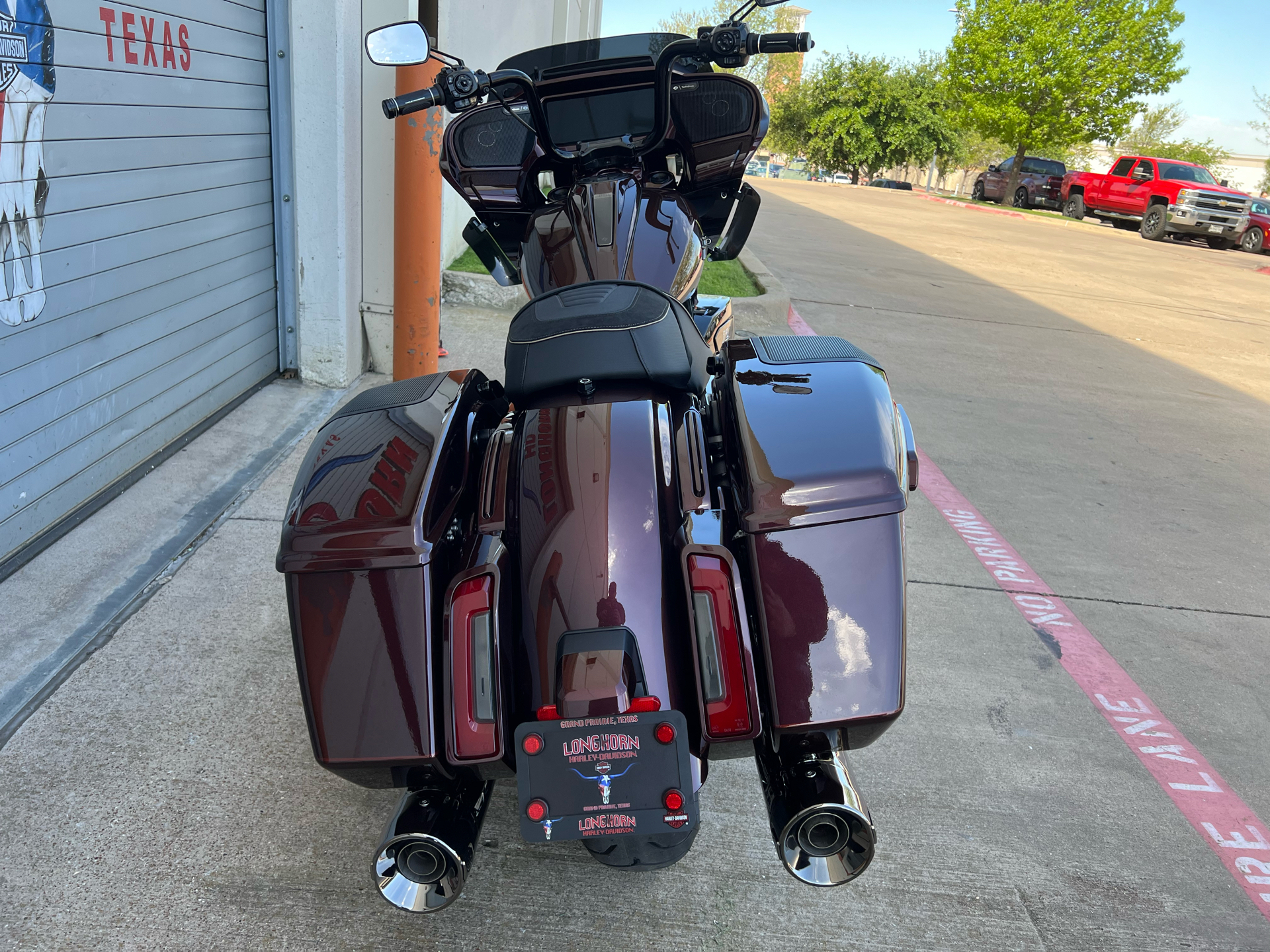 2024 Harley-Davidson CVO™ Road Glide® in Grand Prairie, Texas - Photo 7
