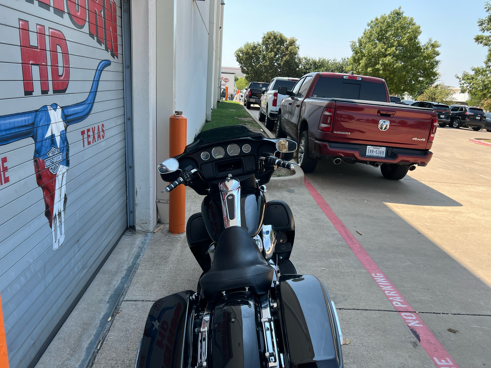 2019 Harley-Davidson Electra Glide® Standard in Grand Prairie, Texas - Photo 5